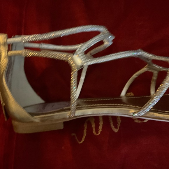 NEW RENE CAOVILLA 40 jeweled crystal gladiator sandals, gold and silver 9.5 flat - Picture 8 of 11
